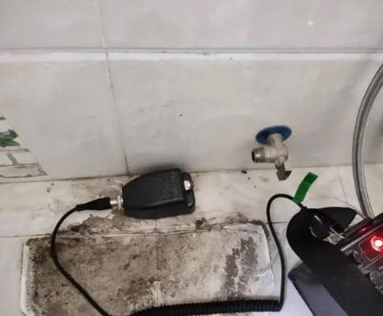 柘荣屋顶漏水维修公司分享下卫生间漏水的危害及解决方法